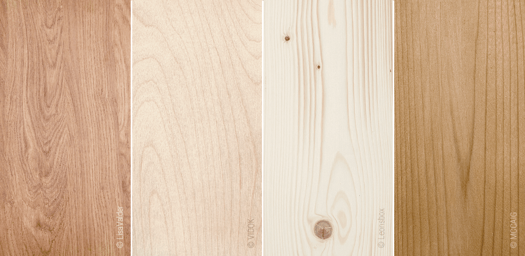 Quatre planches en bois différents